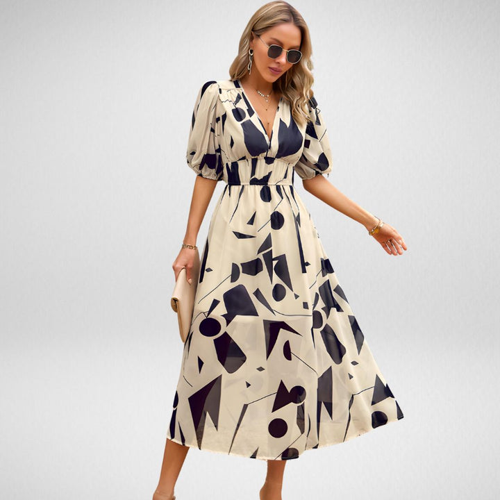Stella Charming Dress With V-neck